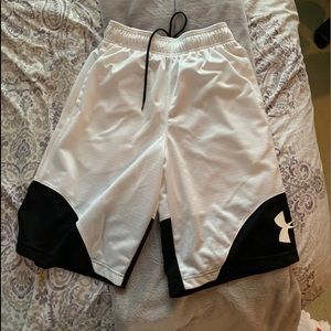 Under Armour Basketball shorts